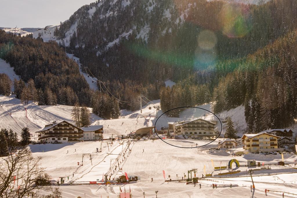Hotel Continental Dolomites Selva di Val Gardena Exteriör bild